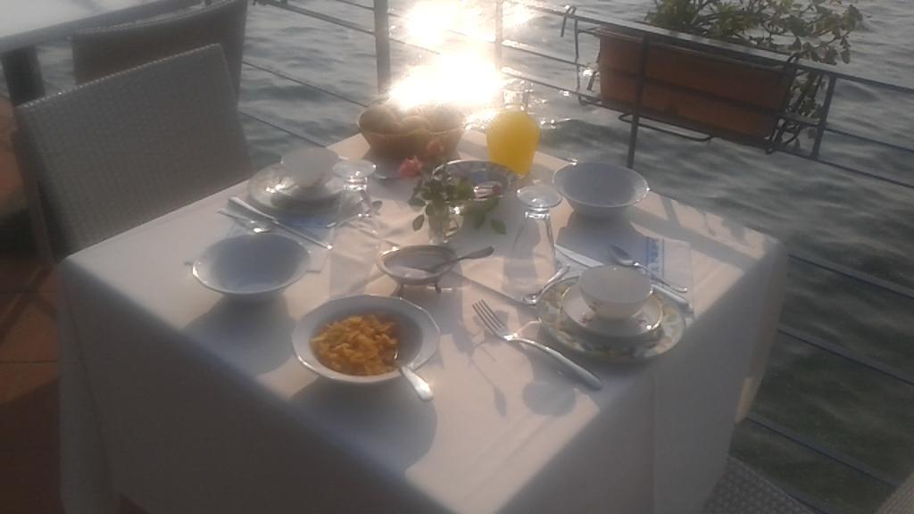 Villa Residence La Limonaiaガルニャーノ 部屋 写真