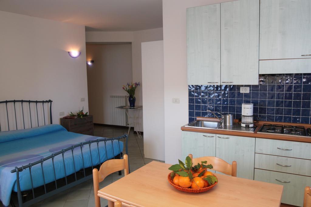Villa Residence La Limonaiaガルニャーノ 部屋 写真