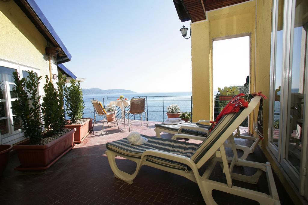 Villa Residence La Limonaiaガルニャーノ 部屋 写真
