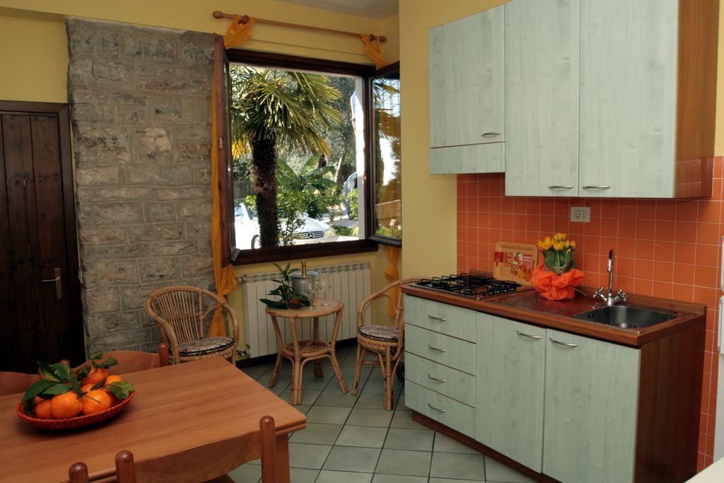 Villa Residence La Limonaiaガルニャーノ 部屋 写真